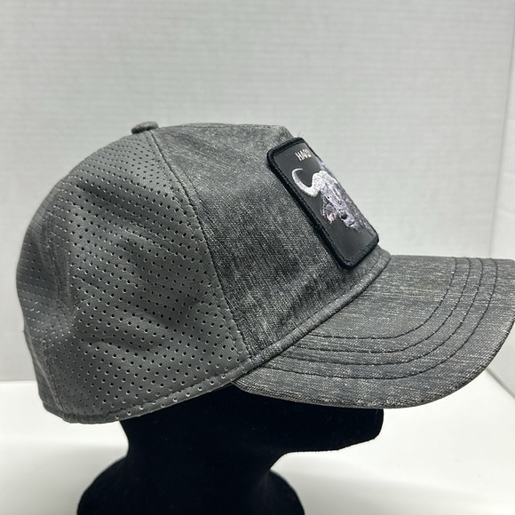 Goorin Bros Hard Ox Trucker Hat Cap Cartoon Graphic Faux Leather Gray Grey - Picture 2 of 8